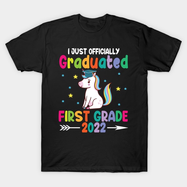 Unicorn Student I Just Officially Graduated First Grade 2022 T-Shirt by Cowan79